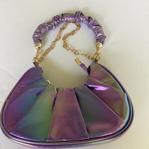 Olivia Miller Iridescent Metallic Purple Shoulder Bag Scrunch Handle Y2K Shiny - Picture 5 of 13